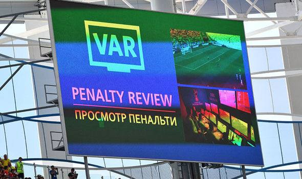 FIFA攤上事兒了，因VAR侵犯?jìng)€(gè)人專利遭索賠1500萬(wàn)歐元-1