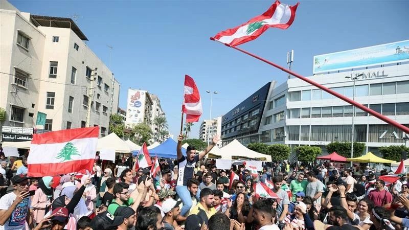 黎巴嫩爆發(fā)大規(guī)模民眾示威罷工，貨物無法清關(guān)